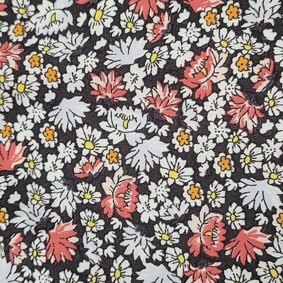 Loft Outlet Floral Tee - Picture 4 of 4